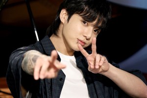 NEW YORK, NEW YORK - JULY 17: Jung Kook visits SiriusXM at SiriusXM Studios on July 17, 2023 in New York City. (Photo by Jamie McCarthy/Getty Images)