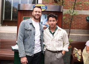 NEW YORK, NEW YORK - AUGUST 19: Nick Jonas attends  Fossil Present: Fossil Dinner at Soho Diner on August 19, 2025 in New York City.  (Photo by JP Yim/Getty Images for Fossil)