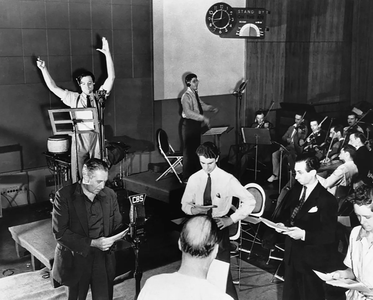 Orson Welles rehearsing his radio adaptation of H.G. Wells' classic, 'The War of the Worlds', 10th October 1938. Credit: Bettmann / Getty Images