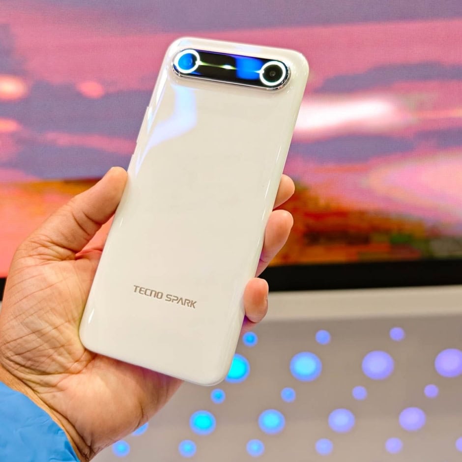 Tecno Spark Slim