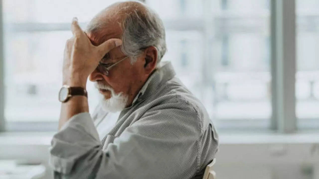 What are the symptoms of Glioblastoma?