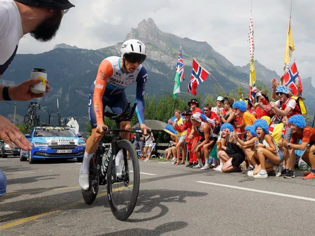 Vuelta stage winner Woods to retire at end of season