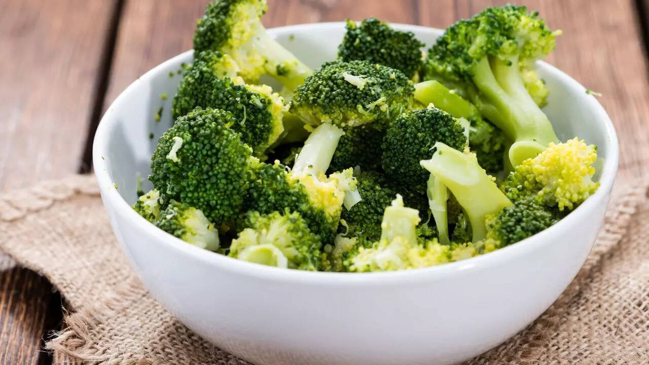 Why bananas and broccoli are top potassium-rich foods for heart health