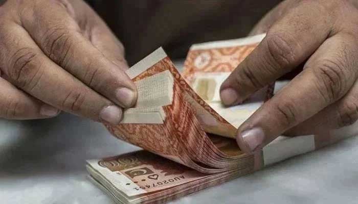 Govt debt surges by Rs8.9tr to Rs77.89tr in FY25