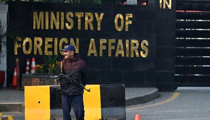 Pakistan presses Kabul to cut ties with TTP