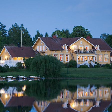 most haunted hotels in the world