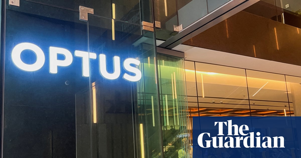 Optus confirms fourth death after CEO reveals warnings of failed triple zero calls not escalated | Optus