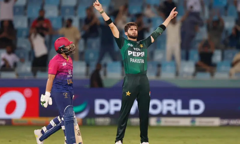 Asia Cup: Pakistan make easy work of UAE to set up another India clash on Sunday – Sport