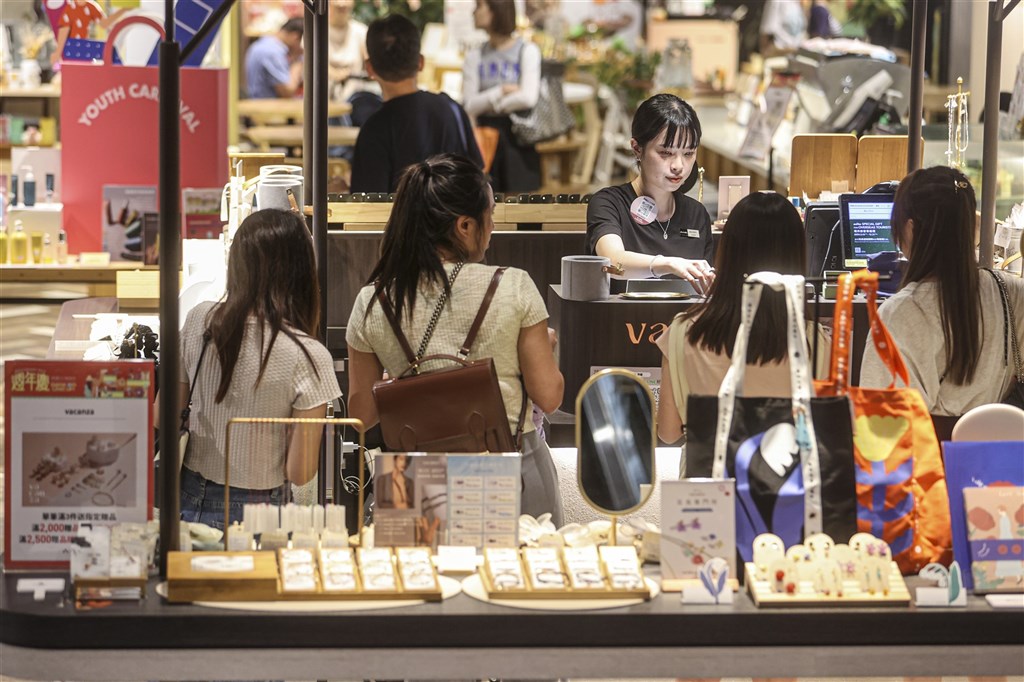 August CPI below 2%, but low-income still pressured
