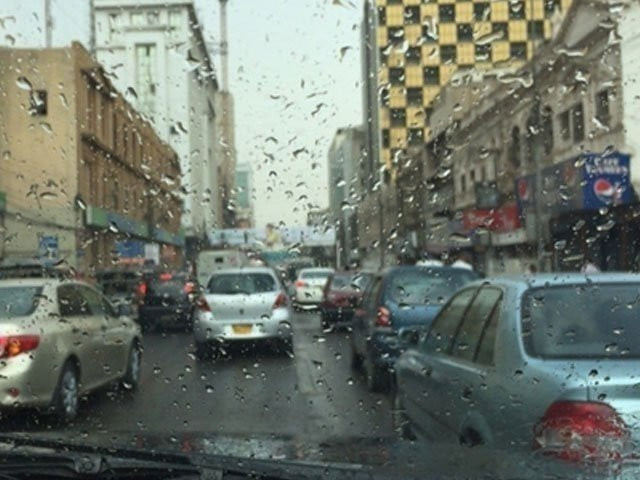 Drizzle makes city weather pleasant