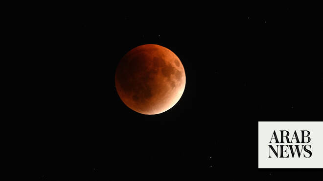 Stargazers gather to witness rare ‘Blood Moon’ in Pakistani skies