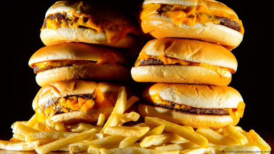 Obesity surpasses undernourishment among children — UNICEF – DW – 09/10/2025