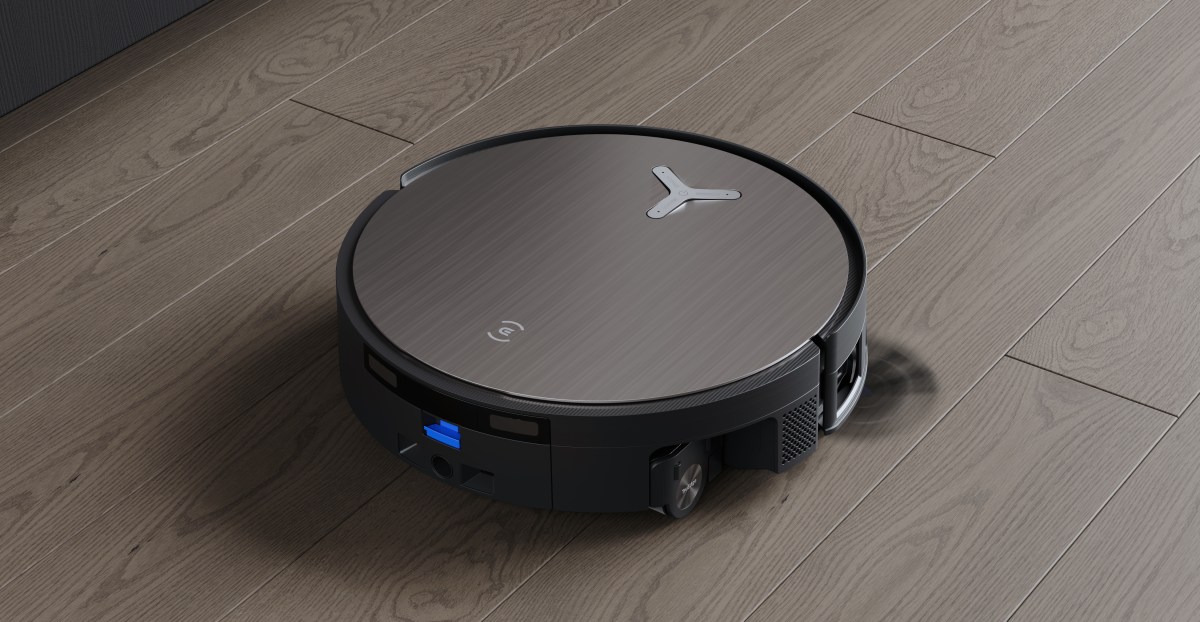 Ecovacs claims its fast-charging robovac can clean nonstop