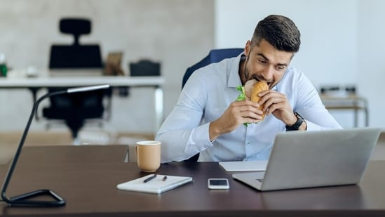 A sedentary lifestyle and lower mobility in the workplace can have the potential to worsen health conditions. (Freepik) A sedentary lifestyle and lower mobility in the workplace can have the potential to worsen health conditions. (Freepik)