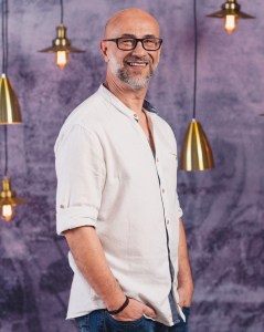 'Love Is Blind: Brazil' Season 5 Cast Photos