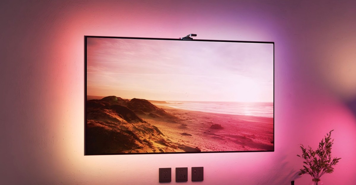 Govee’s new TV backlight uses a triple camera