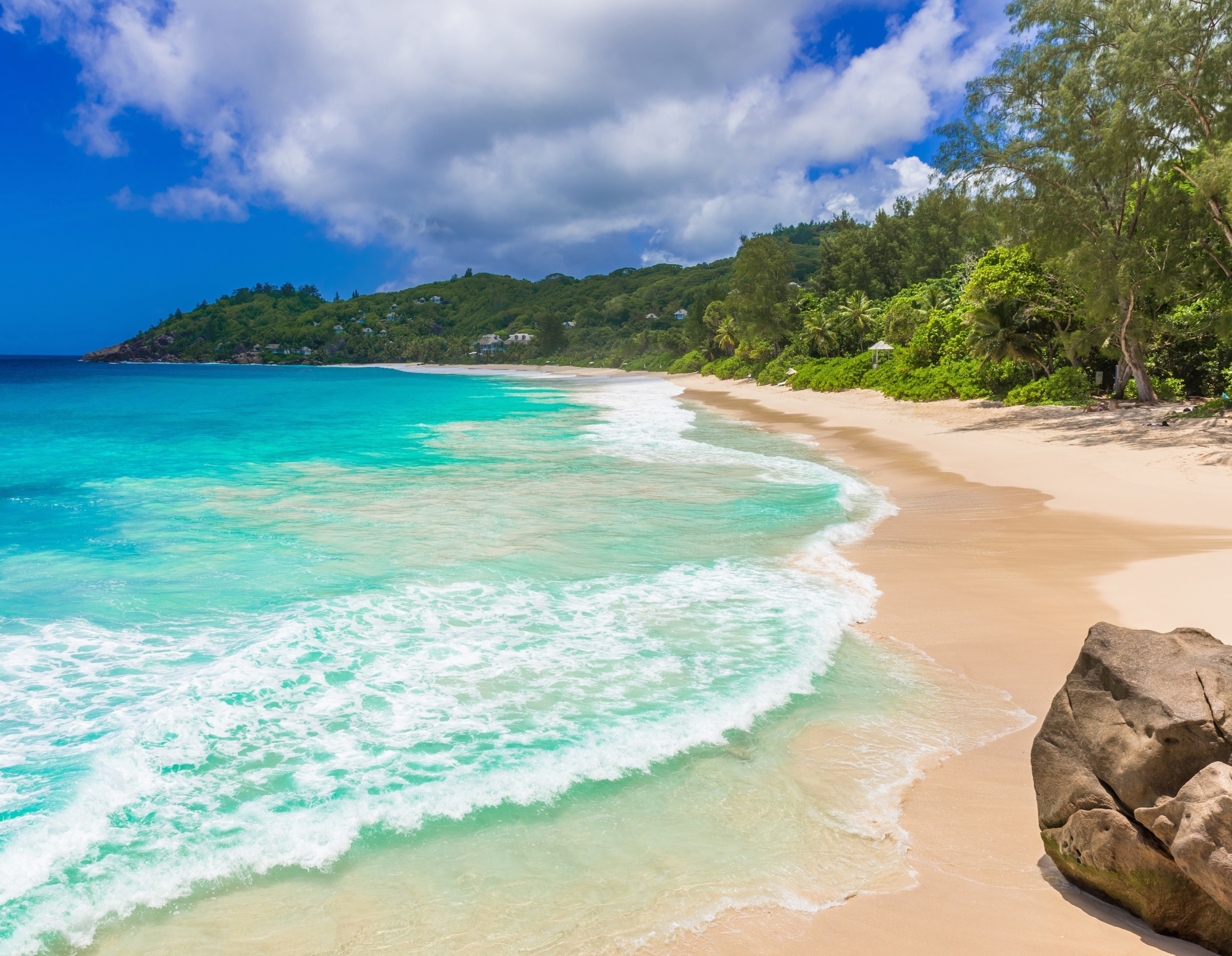 Sandy beaches harbor a surprising source of methane emissions