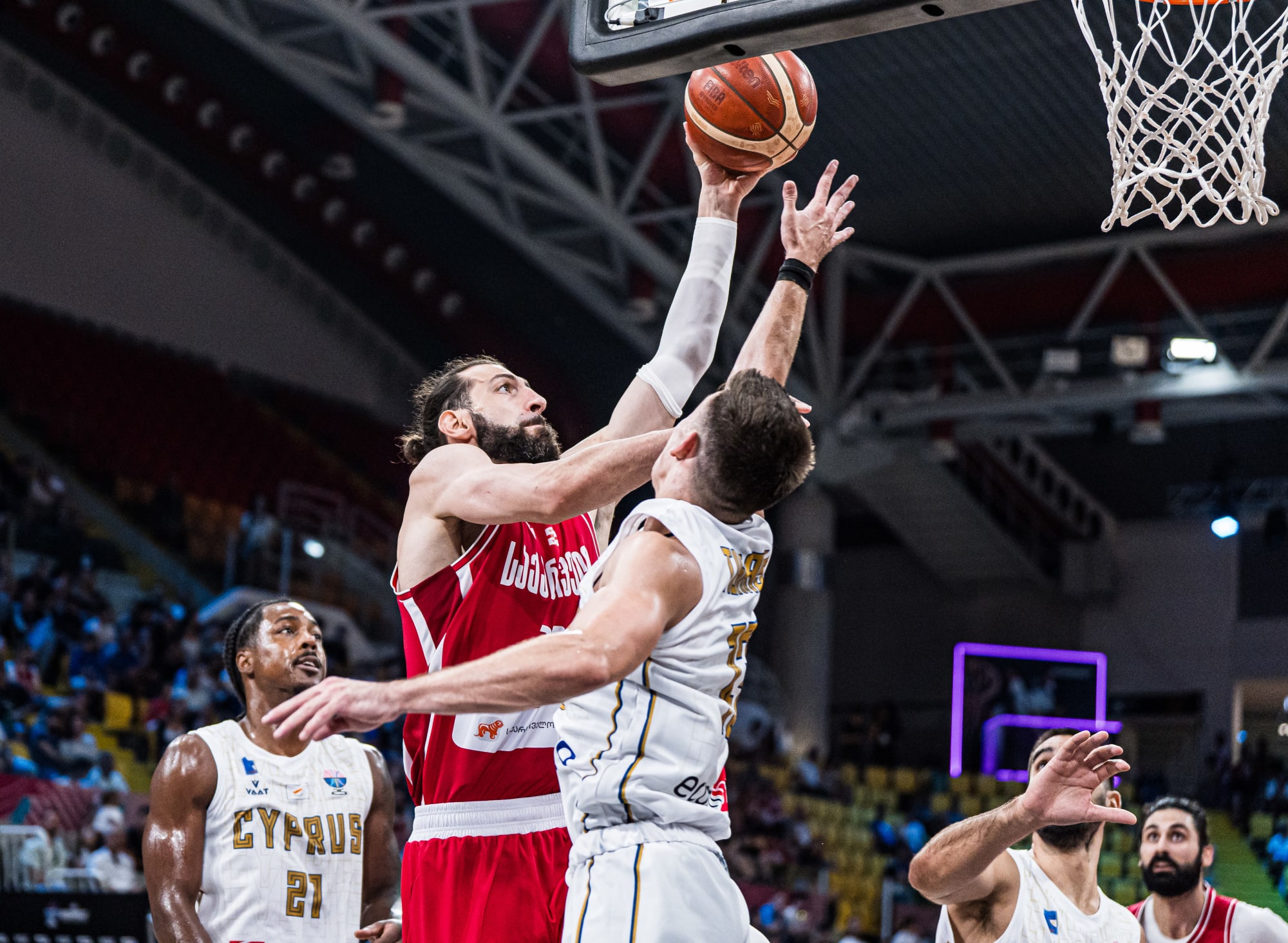 Shengelia, Bitadze dominate as Georgia blow out Cyprus