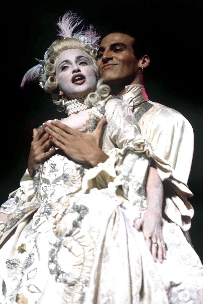 At the 1990 MTV Video Music Awards, Madonna recreated the baroque bedroom of Antoinette and fan-danced to 