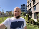 iPhone Air selfies (f/1.9, ISO 40, 1/754s)