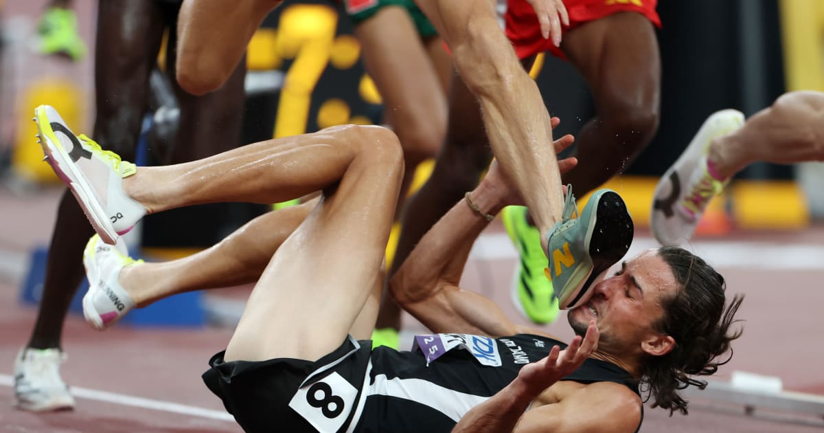 Kiwi steeplechaser Geordie Beamish gets stepped on before qualifying for final