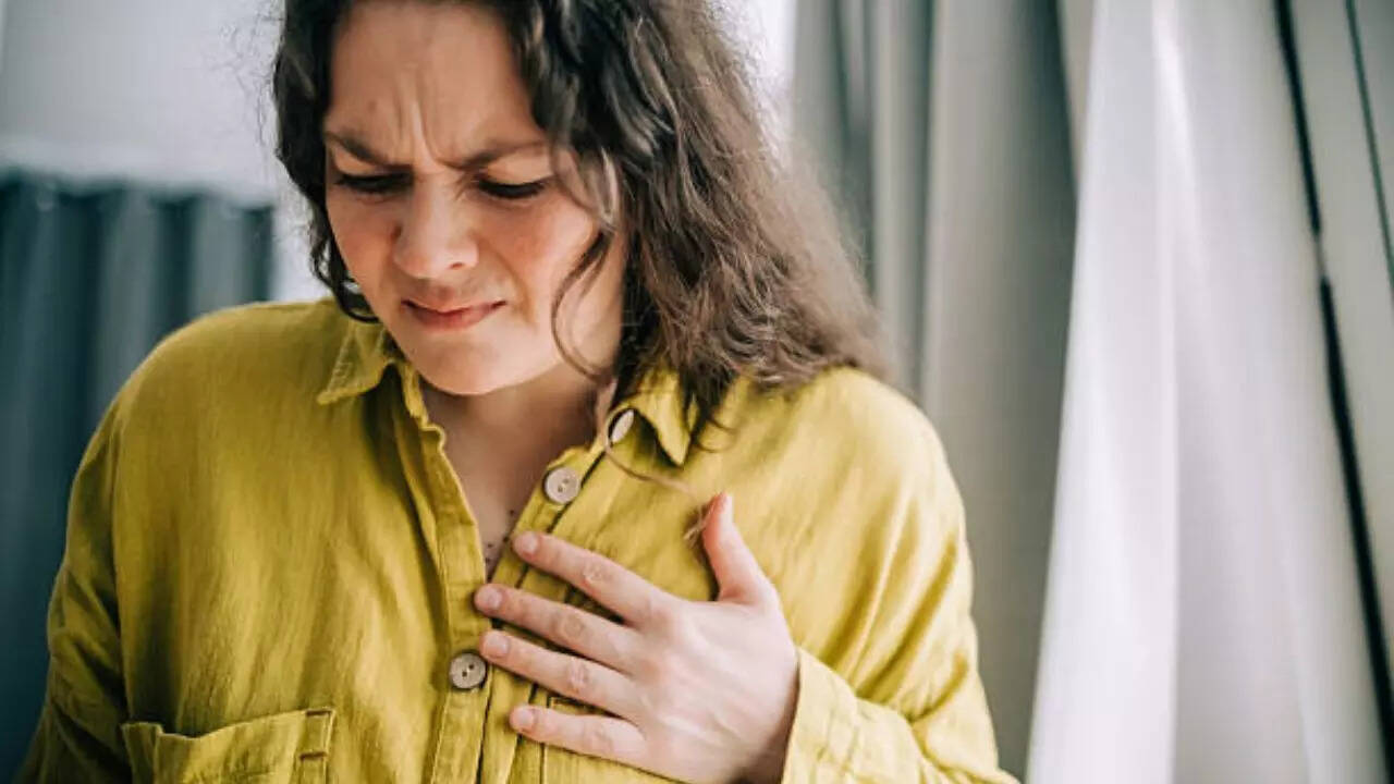 Pressure or pain in the chest
