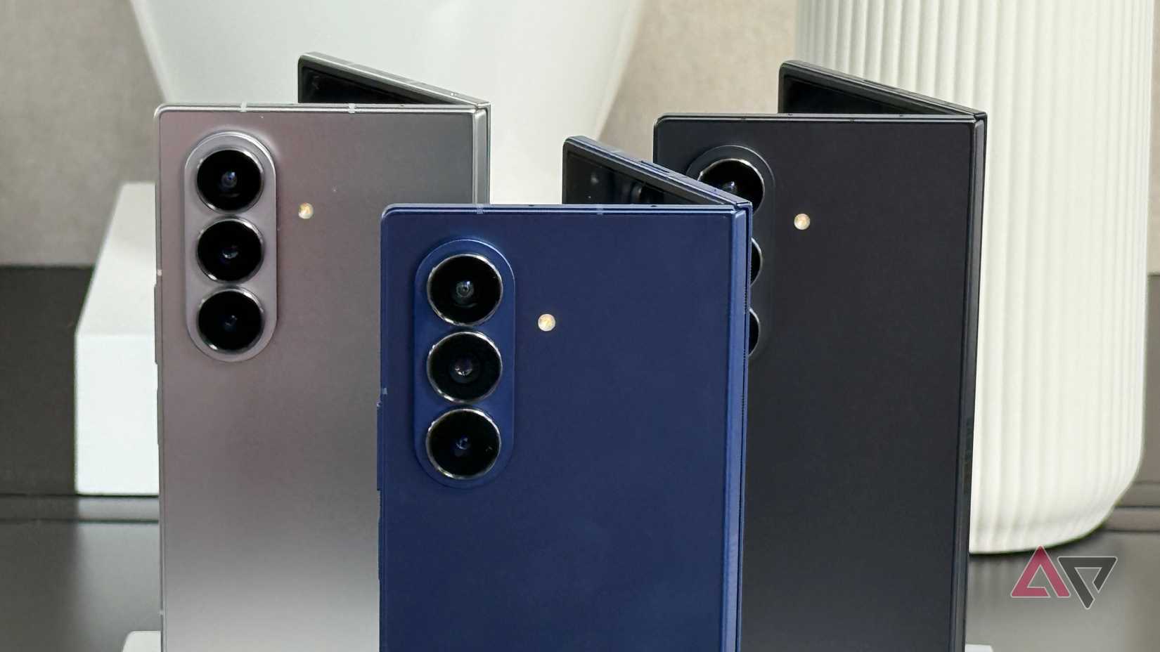 Samsung-Galaxy-Z-Fold-7-standing-in-silver-blue-black-showing-cameras