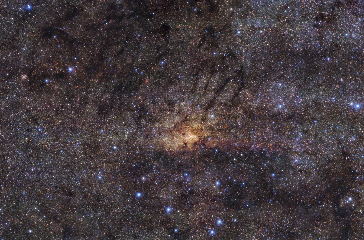 A view of the centre of the Milky Way by the Very Large Telescope. Credit ESO/Nogueras-Lara et al.