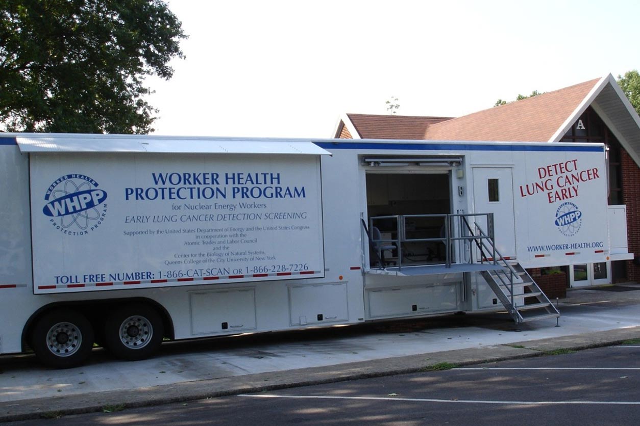 The Early Lung Cancer Detection Unit in Oak Ridge, Tennessee, helps patients catch signs of lung cancer before symptoms even start. (Photo courtesy of WHPP)