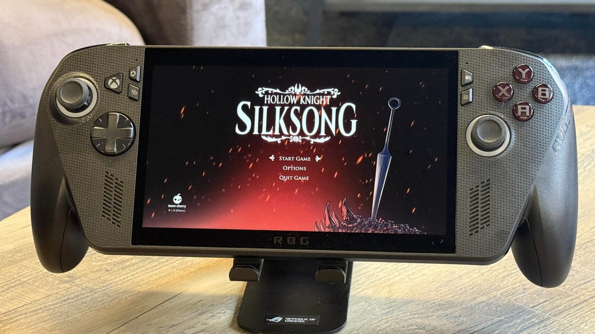 Playing Silksong on the ROG Xbox Ally X: I’m Ready for More