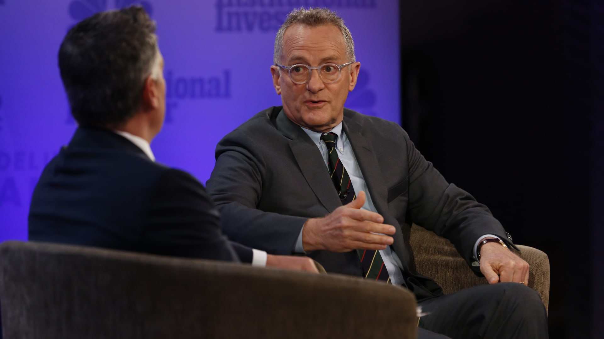 Howard Marks celebrates 35 years of writing his acclaimed memos. He wasn’t sure anyone read them at first