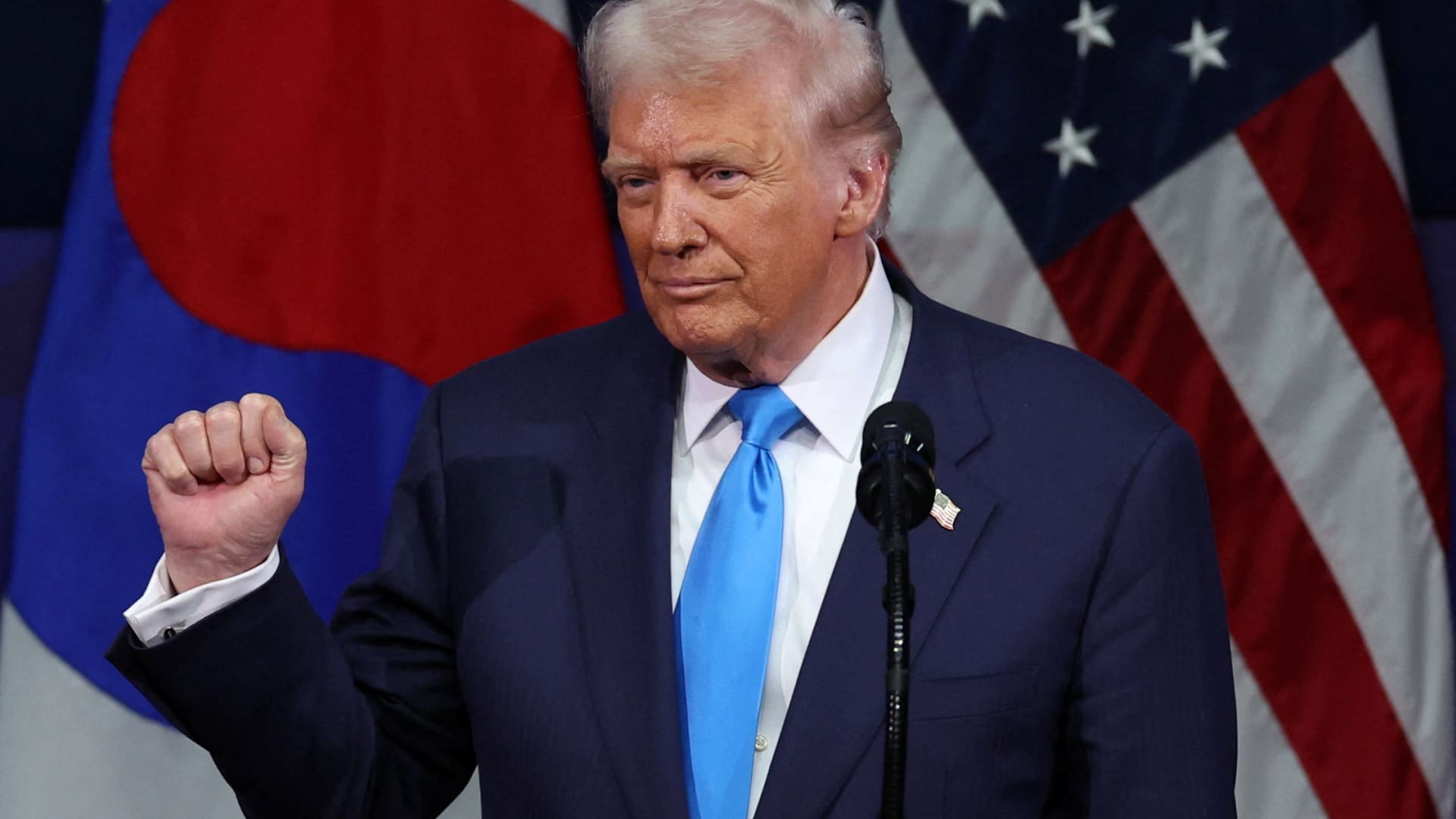 Trump announces trade breakthrough with South Korea on Asia trip