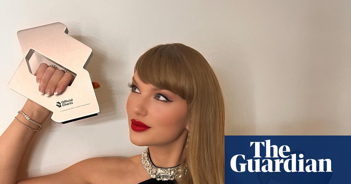 Taylor Swift scores second-biggest UK charts opening week ever with The Life of a Showgirl | Taylor Swift