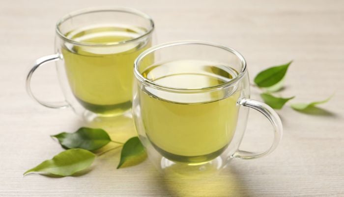 Scientists reveal how green tea compounds work to burn fat