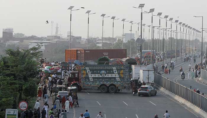 Calm in twin cities after Muridke cleared of TLP protesters