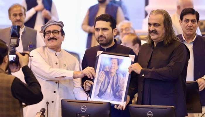 Sohail Afridi elected KP CM amid opposition’s boycott
