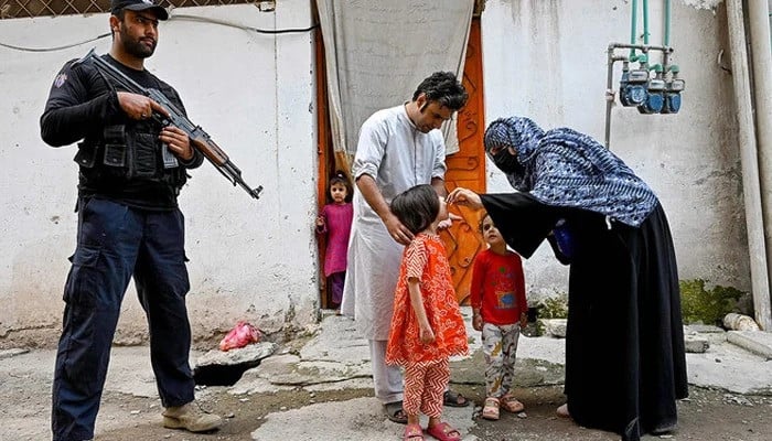 Levies personnel guarding polio team shot dead in Swat