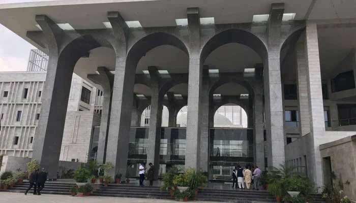 IHC larger bench suspends ruling allowing political talks among prisoners