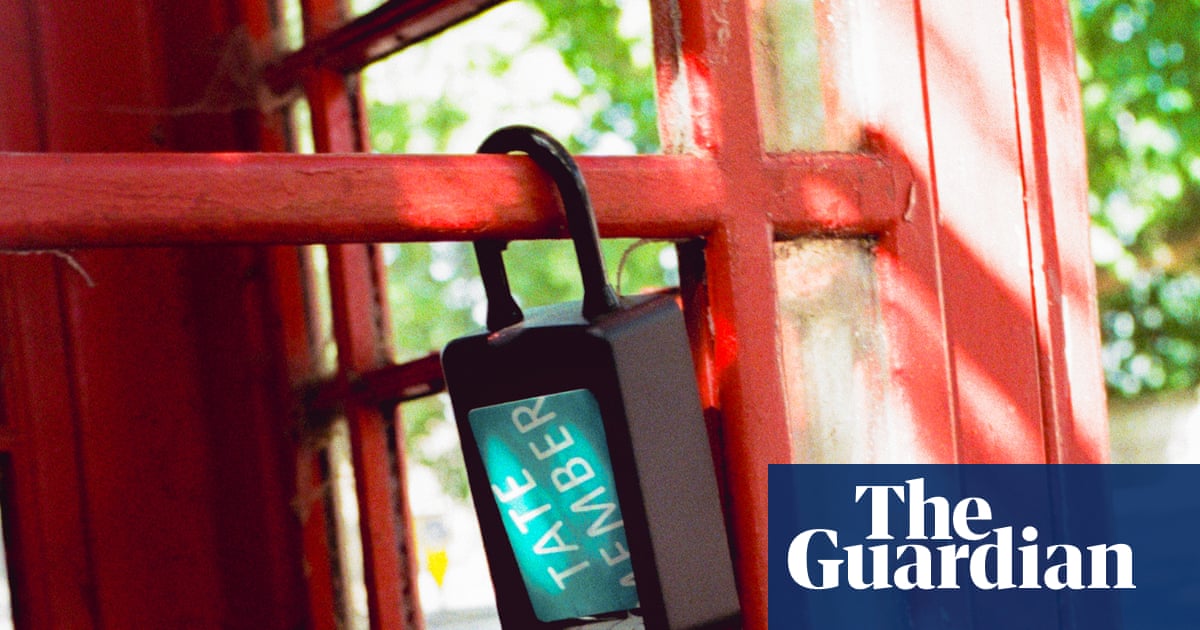 ‘It’s a bit clandestine, a bit punk’: the guerrilla scheme letting skint artists mass-share gallery membership cards | Art