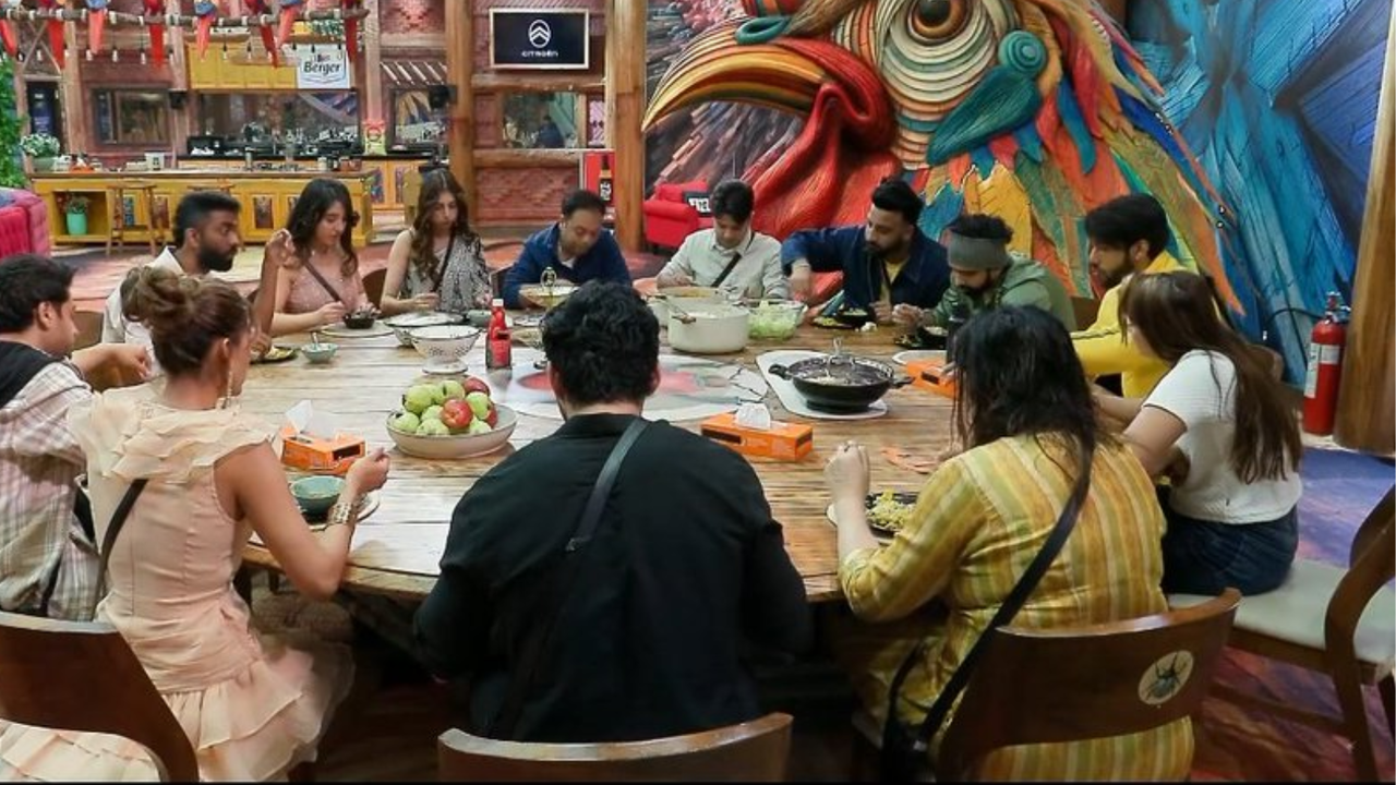 Bigg Boss 19: ALL Housemates Eat Together In Super Rare Moment, Fans Call It Abhishek Bajaj’s ‘Cooking Effect’ | TV