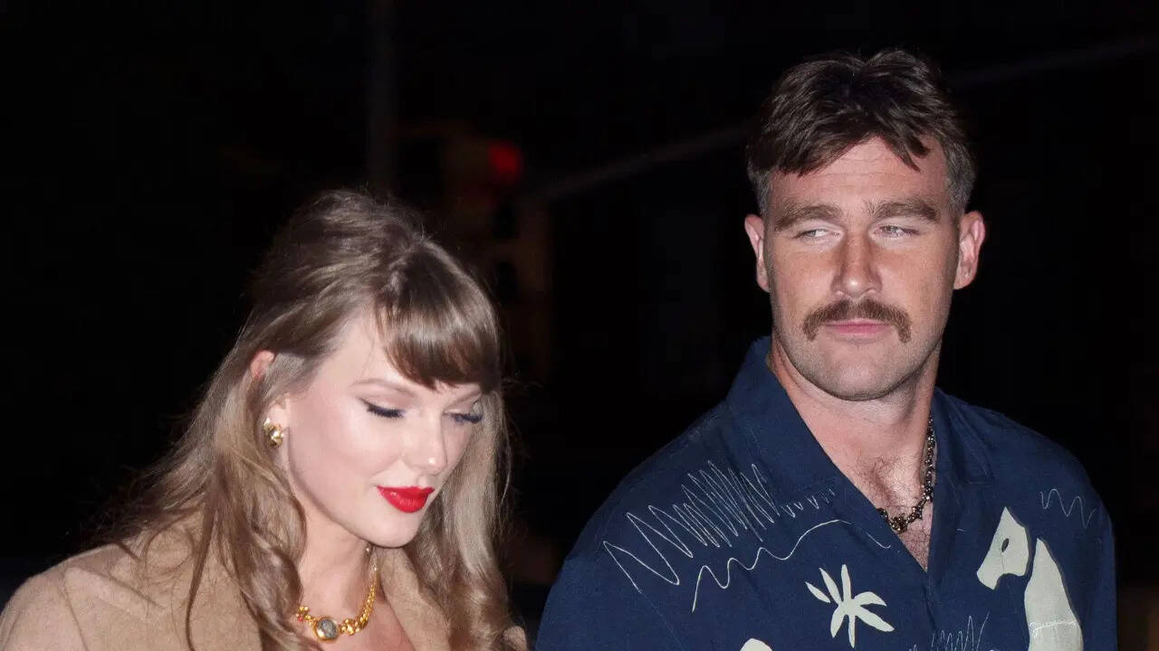 Travis Kelce’s Dad Becomes Swifties’ Hero, Charms Taylor Swift Fans At Chiefs Game With Adorable Gesture | NFL