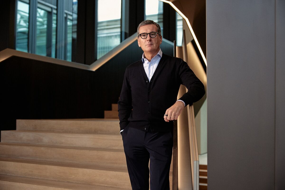 Ray-Ban Maker Essilor Touts Meta Glasses as Smartphone Successor