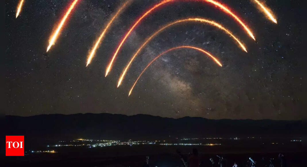 Elon Musk’s Starlink satellites are falling like fireballs, raising concern among experts |