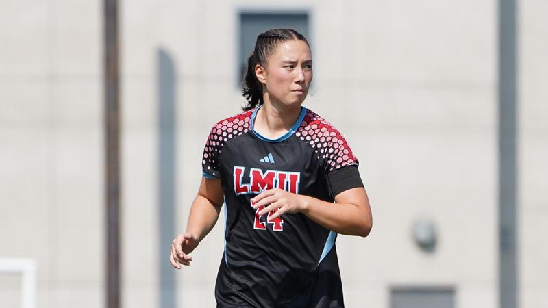 Lions Fall to Cougars in Pullman