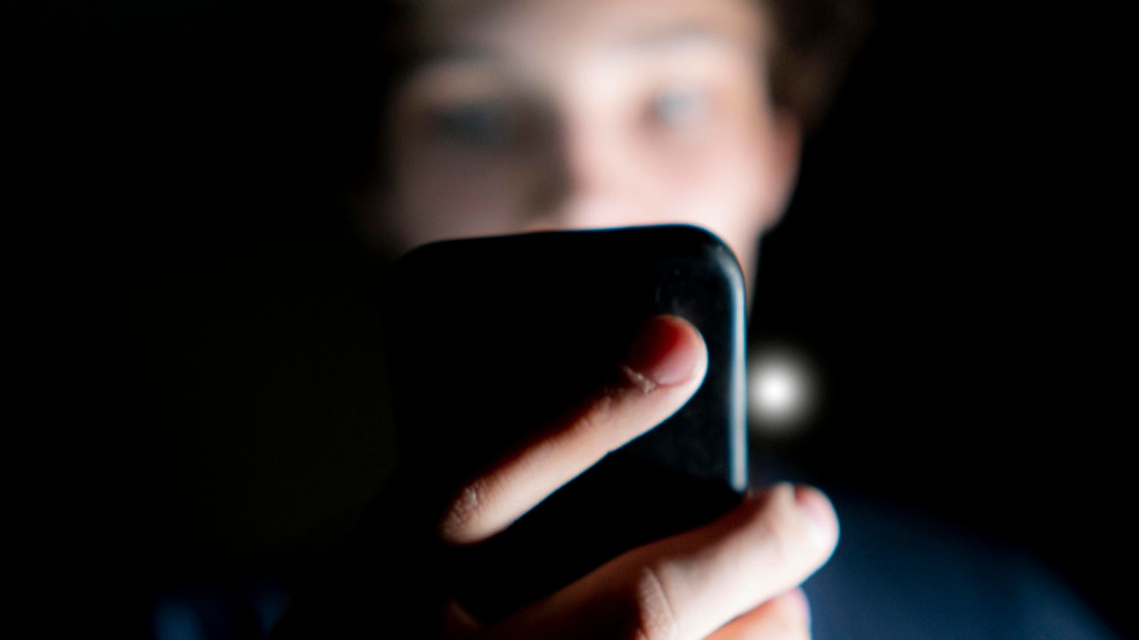 Delete Any Texts On Your Phone If You See This Google Warning