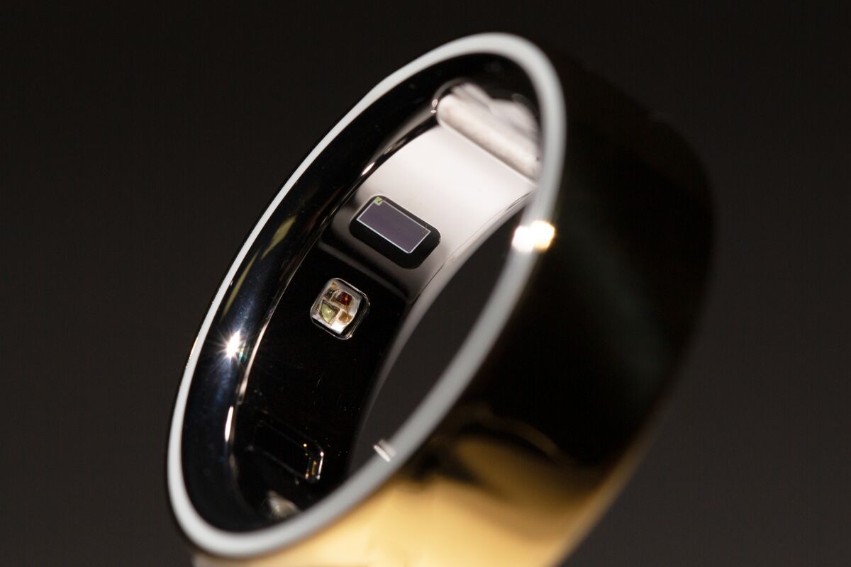 Oura Ring Blood Pressure Tracking, Comparison to Apple Watch and FDA Discussions