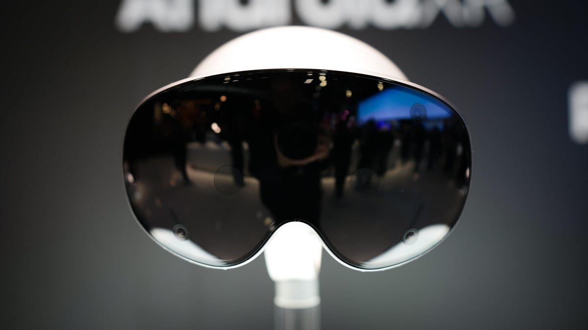 Samsung offers free $100 deal to new Android XR headset users – how to redeem it now