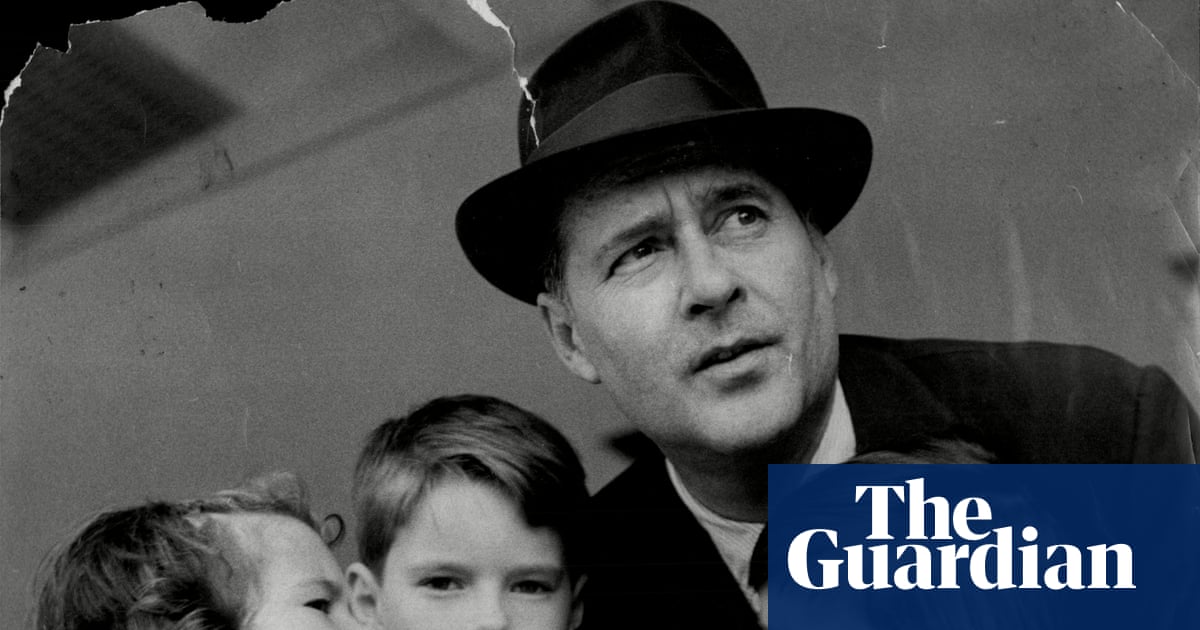 ‘When I told him I’d secretly seen his films, his eyes filled with tears’: Isabella Rossellini remembers her father Roberto | Film