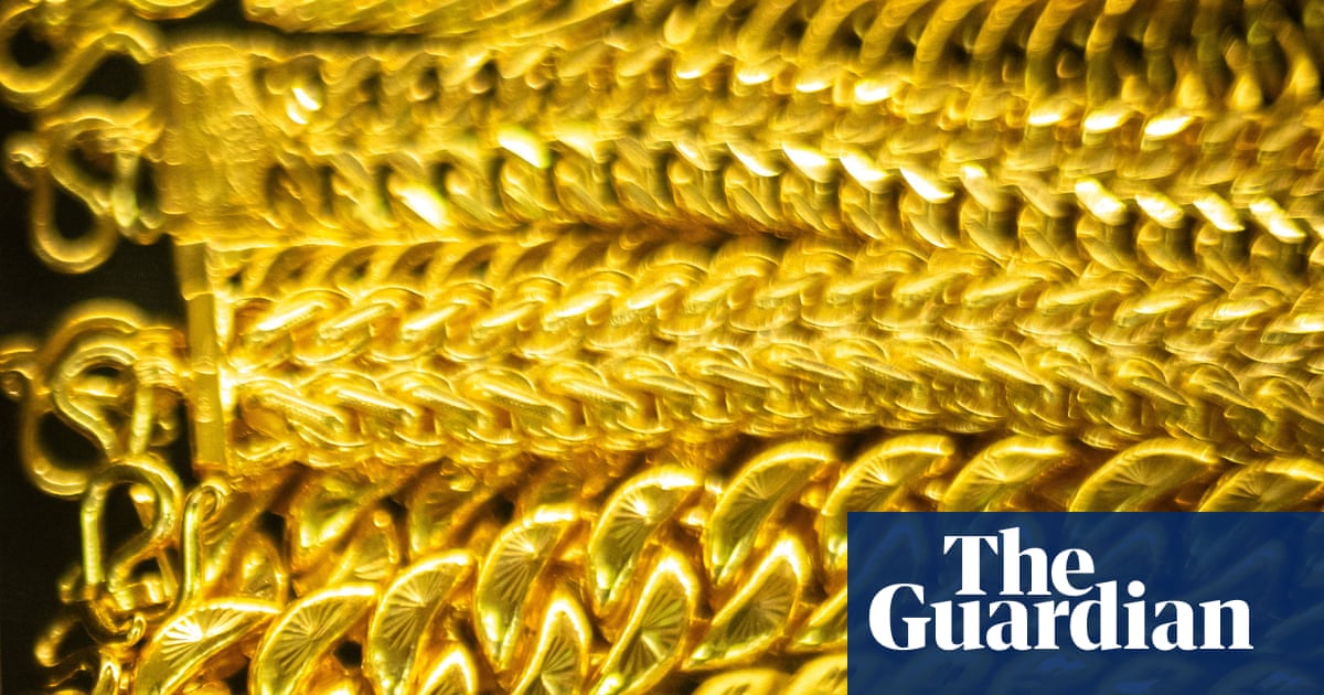 Dash for gold helps drive retail sales in Great Britain to three-year high | Retail industry