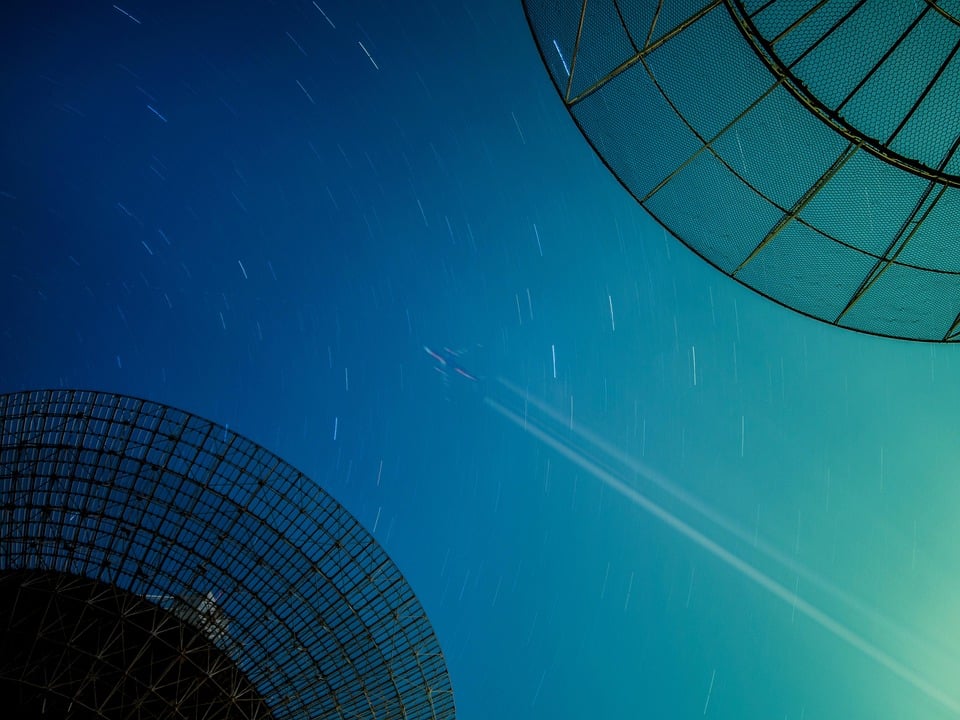Earth-Sized Trio Found in Tight Binary System